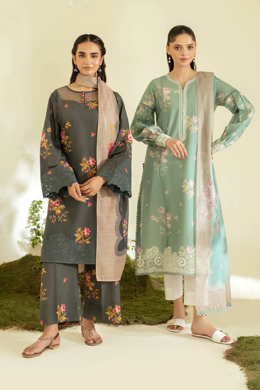 UE-452 Printed Lawn - Image 11