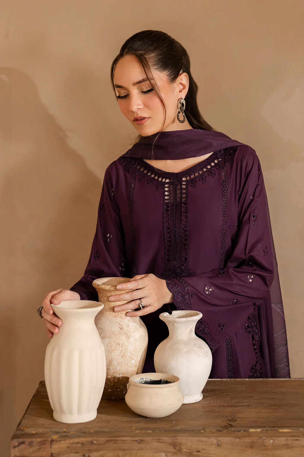 UE-467  Embroidered Lawn - Image 5