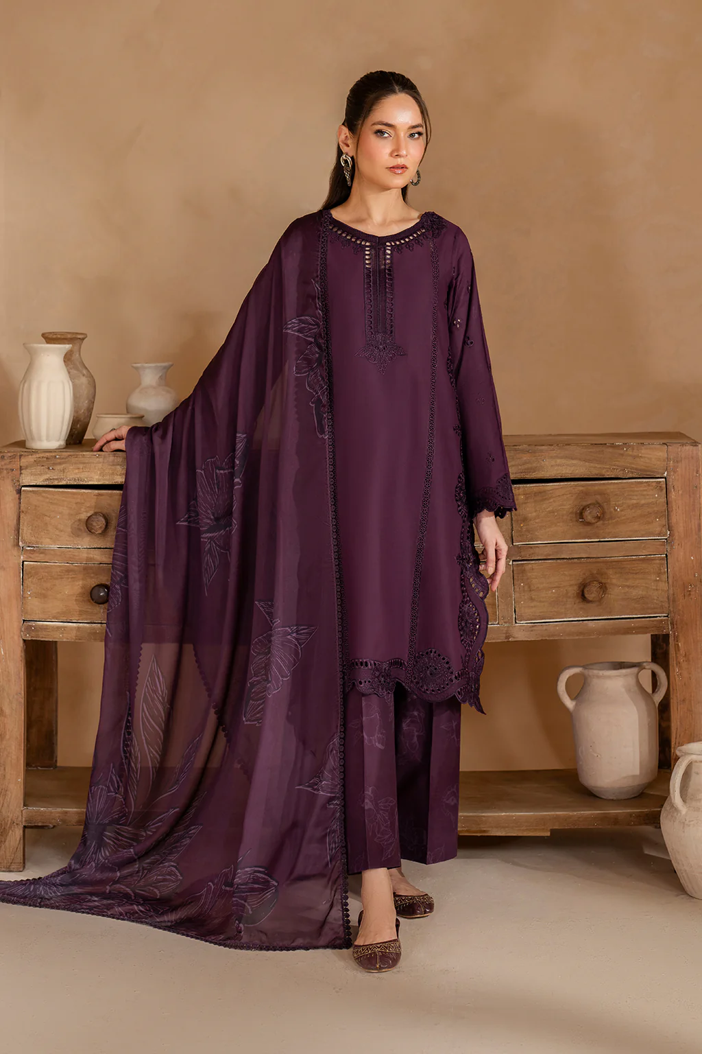 UE-467  Embroidered Lawn - Image 7