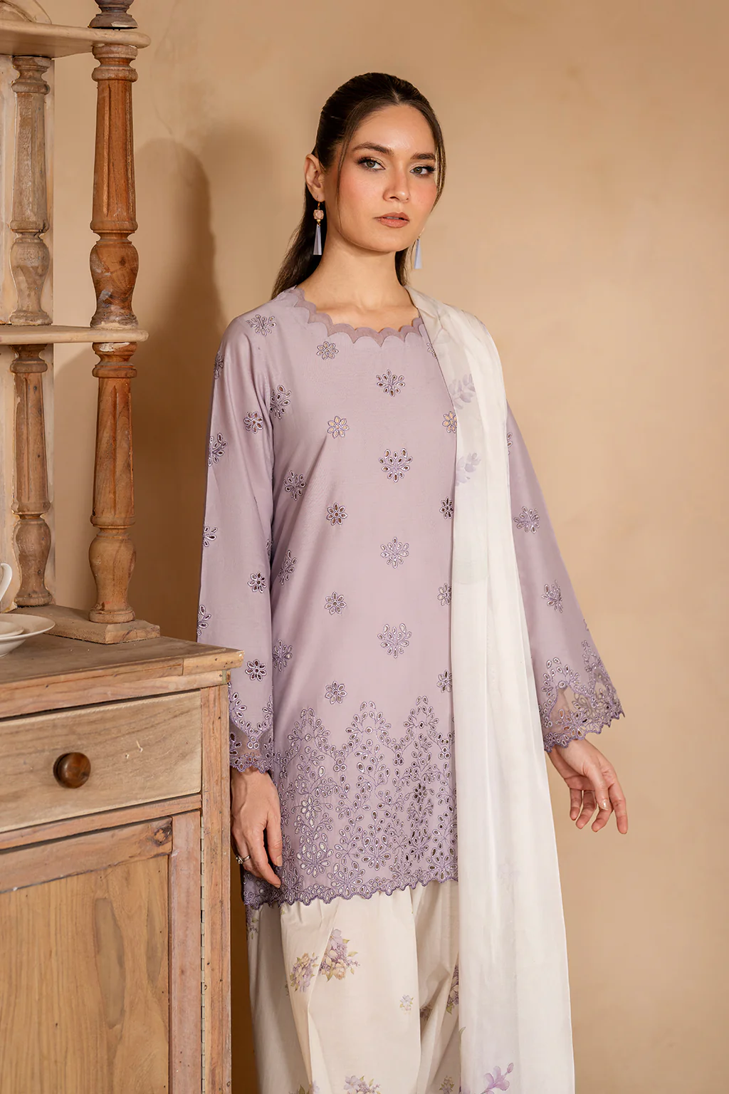 UE-478 Embroidered Lawn - Image 7