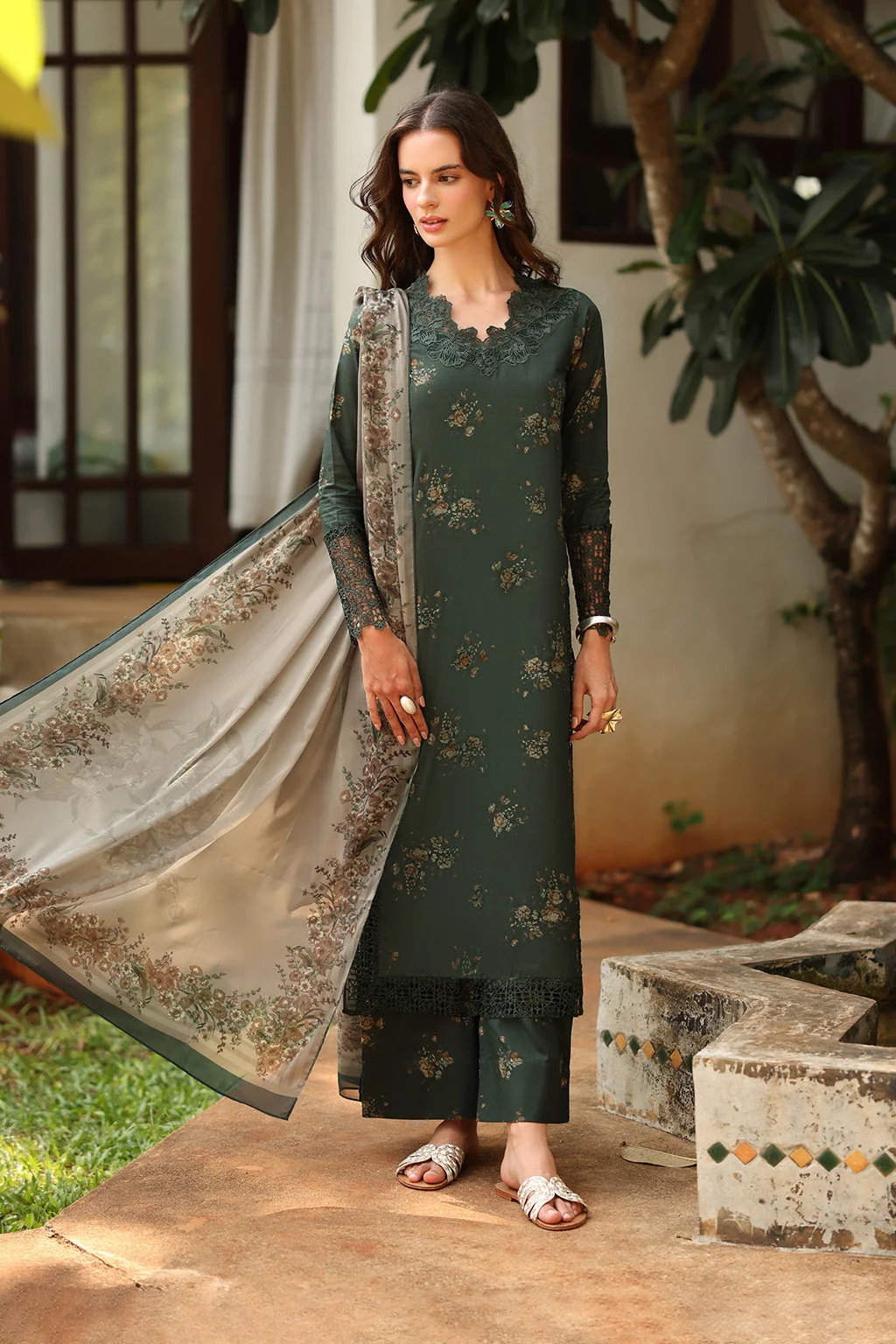 UE-489 Printed Lawn - Image 4