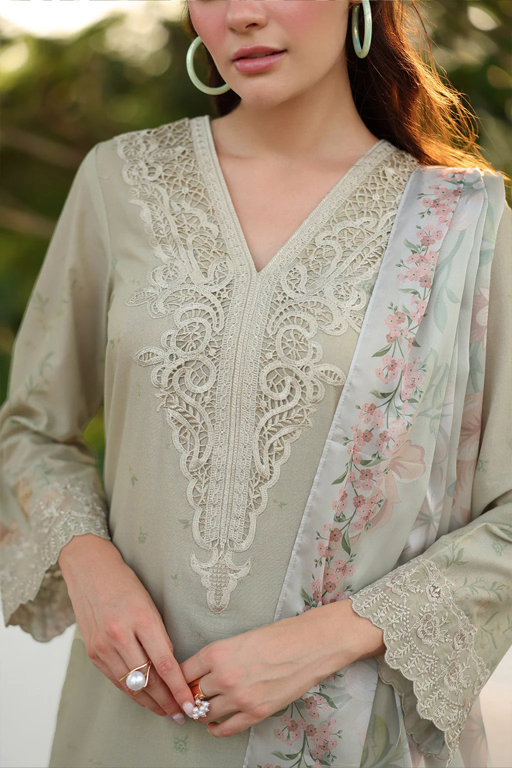 UE-490 Printed Lawn - Image 3