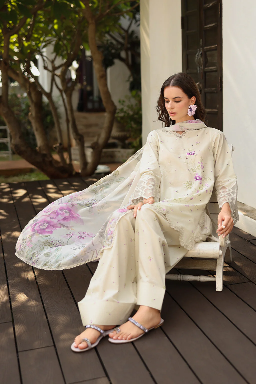 UE-498 Printed Lawn - Image 5