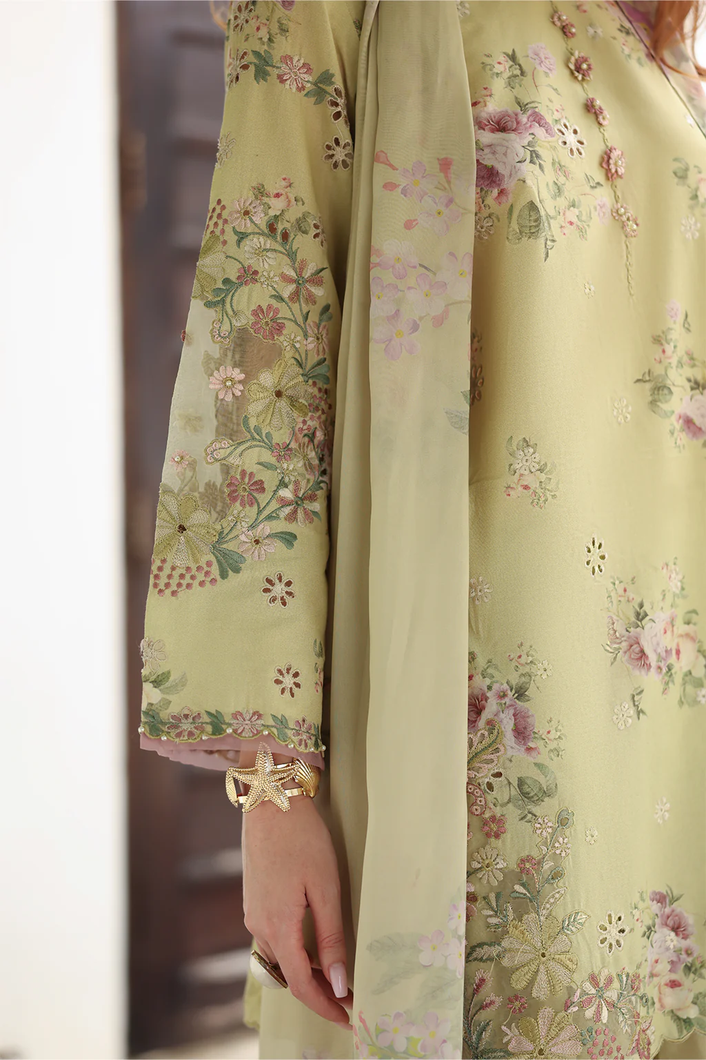 UE-523 Printed Lawn - Image 12