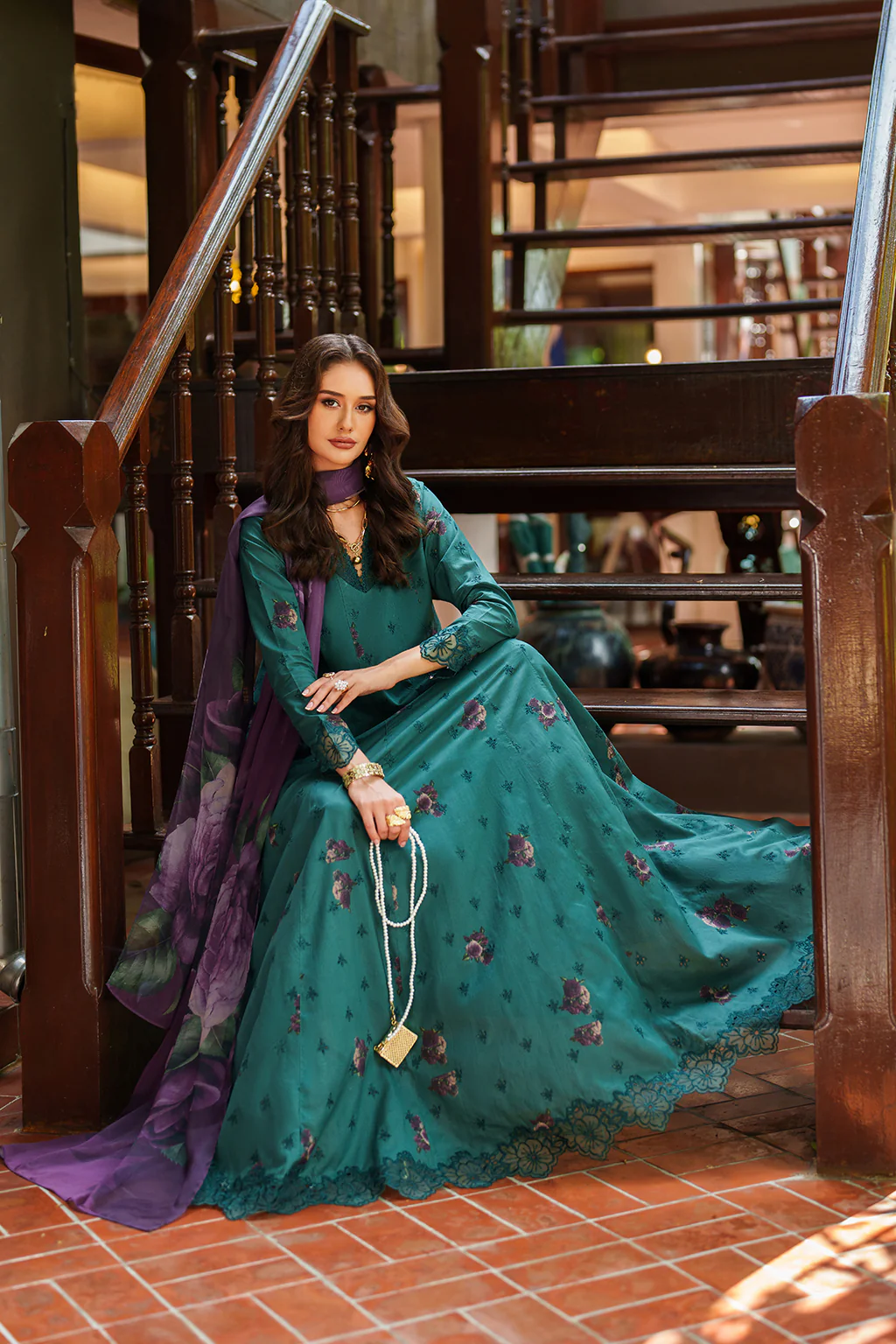 UE-524 Printed Lawn - Image 4