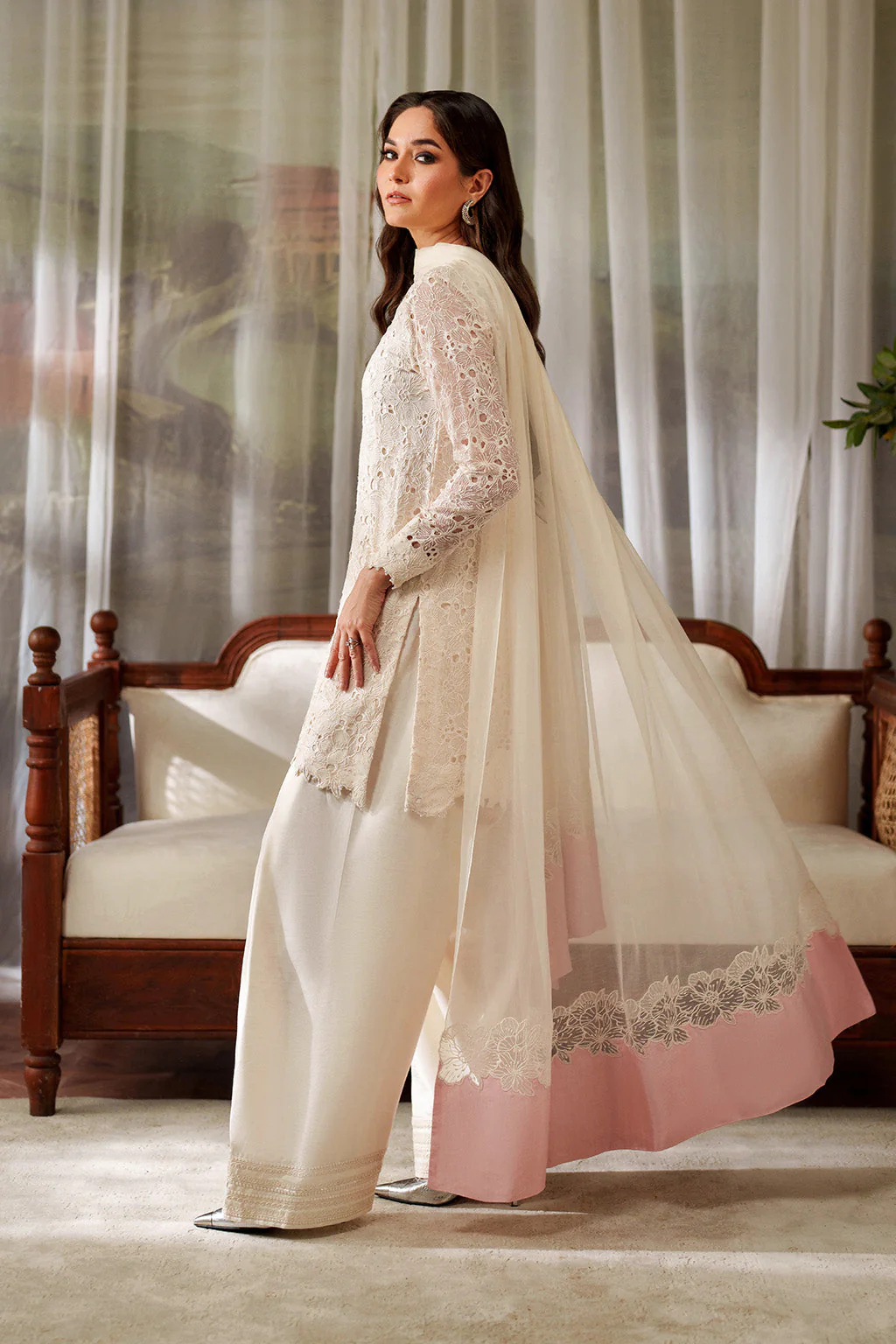 UE-532 Embroidered Chiffon - Image 6