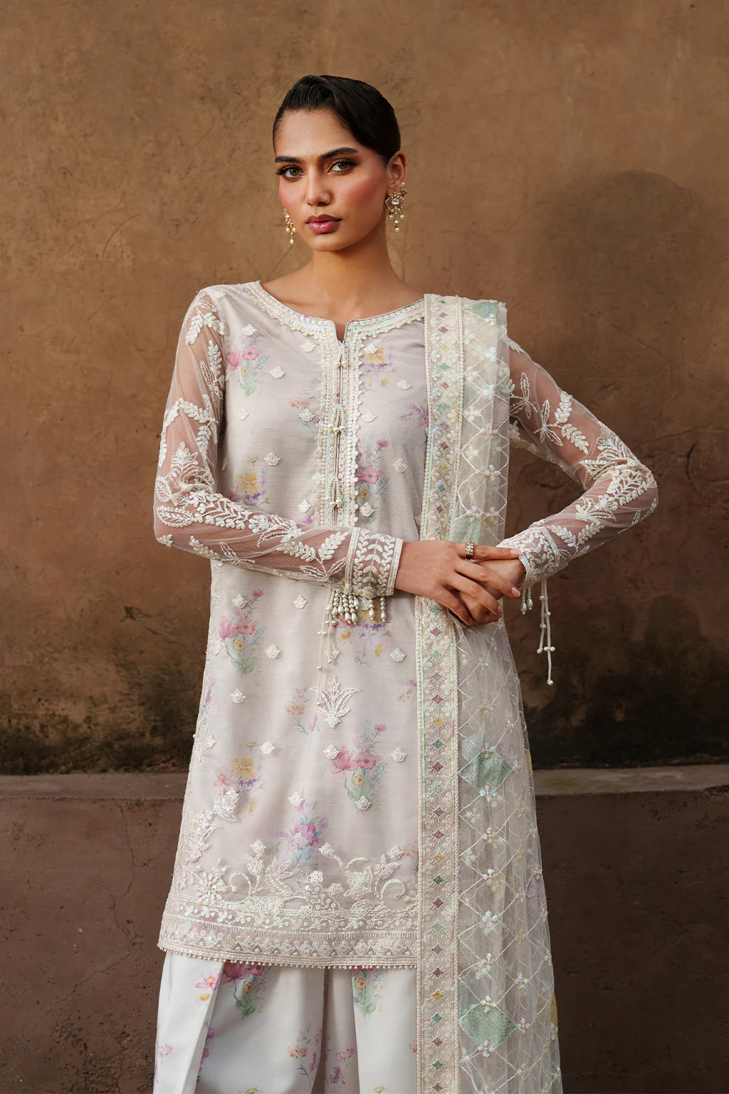 UE-534 Embroidered Net - Image 5