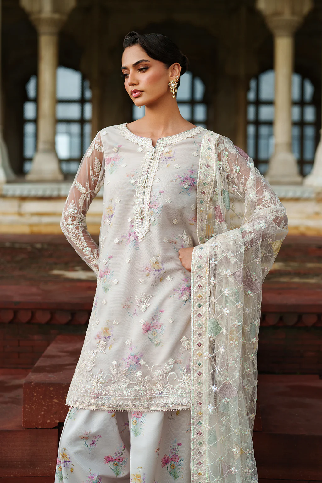 UE-534 Embroidered Net - Image 8