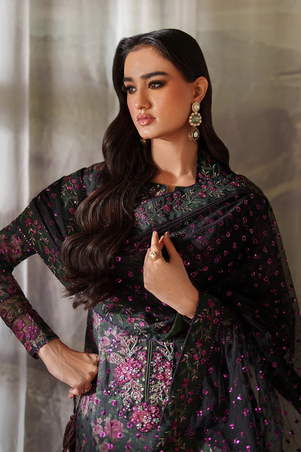 UE-537 Printed Formals - Image 8