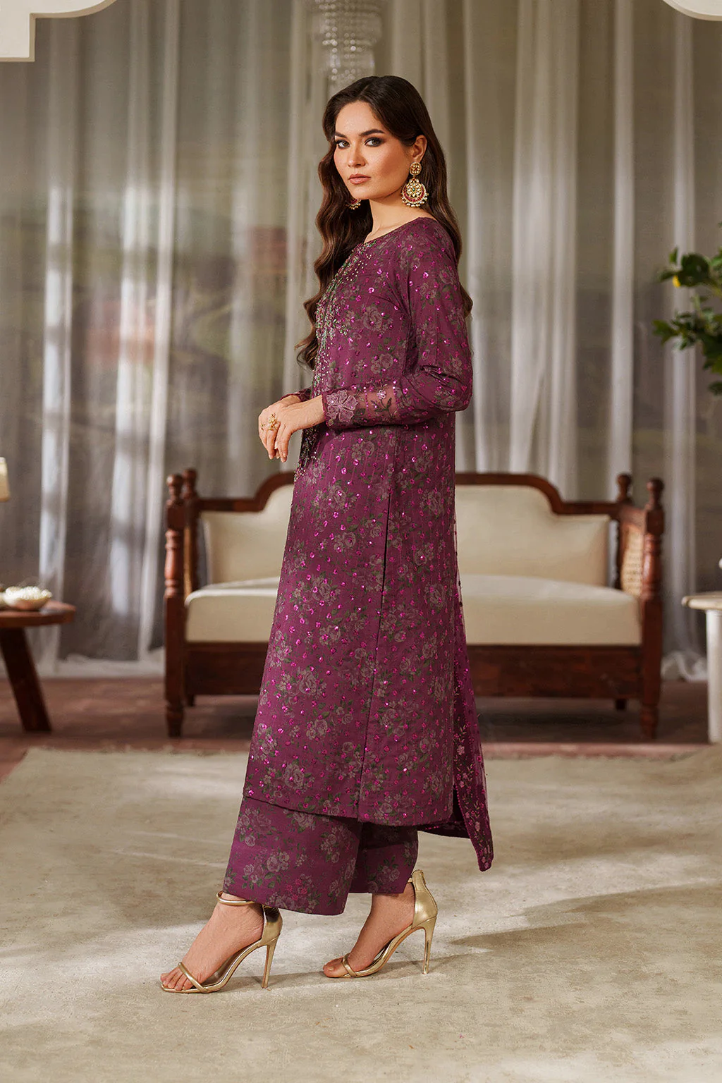 UE-538  Printed Formals - Image 6