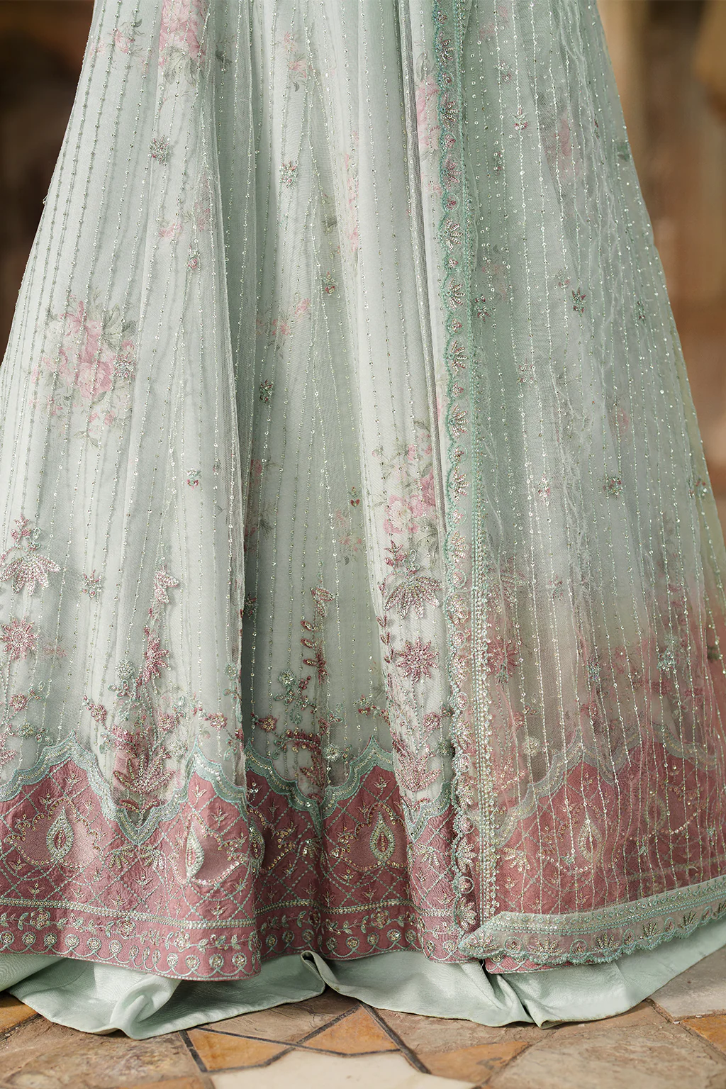 UE-553 Embroidered Net - Image 7