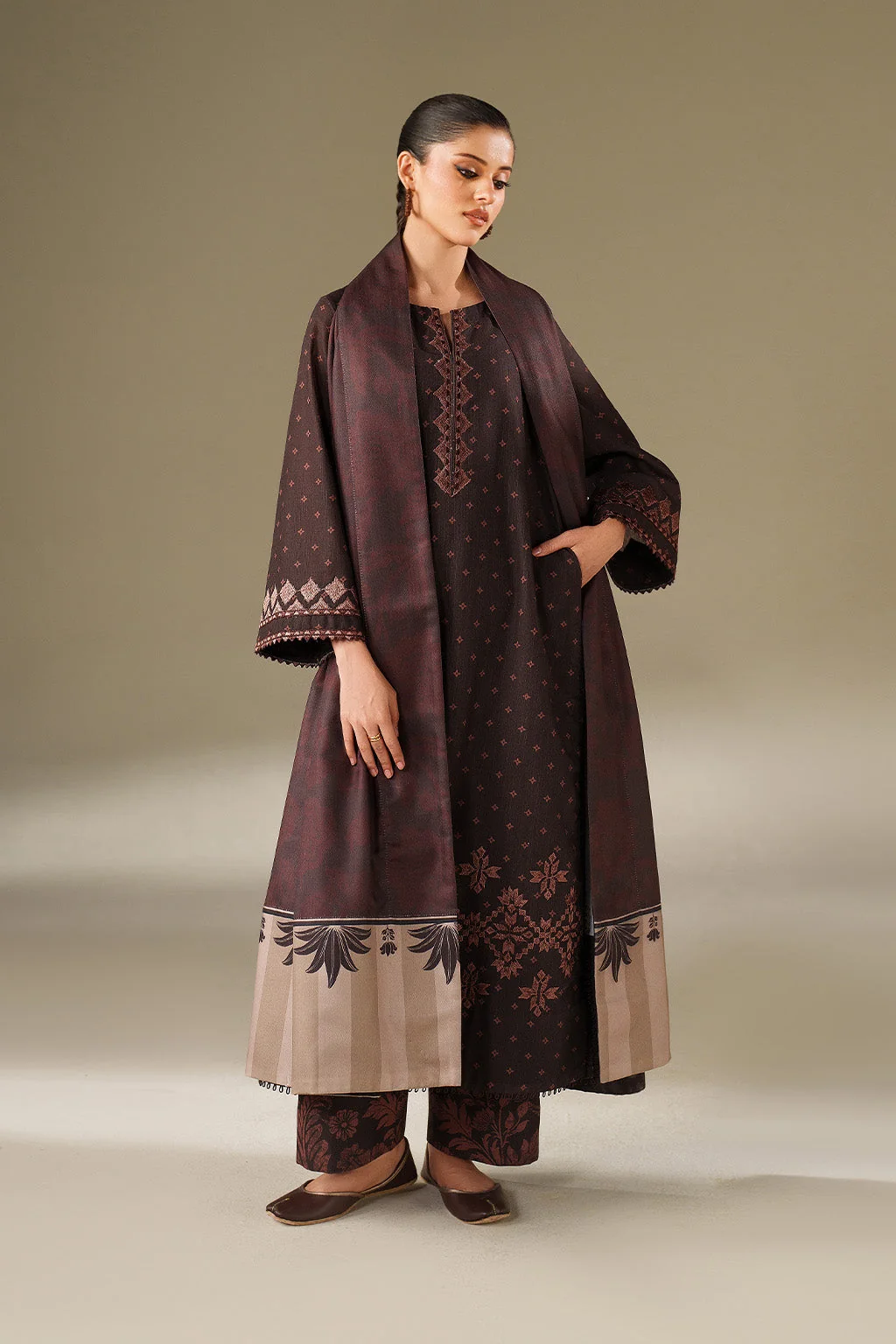 UE-559 Printed Khaddar