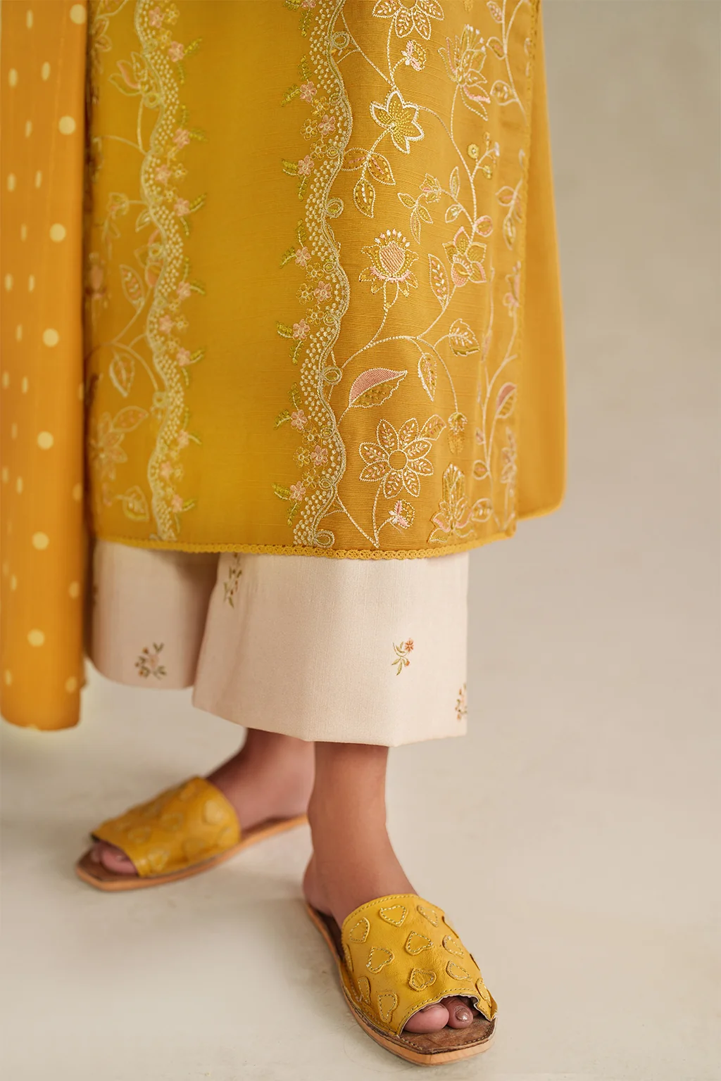 UE-575 Embroidered Khaddar - Image 2