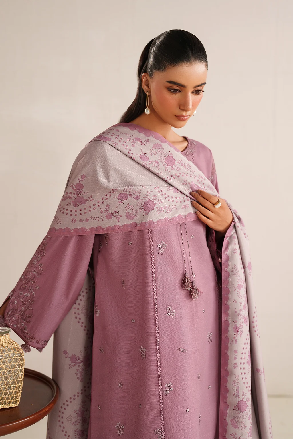 UE-580 Embroidered Khaddar - Image 8