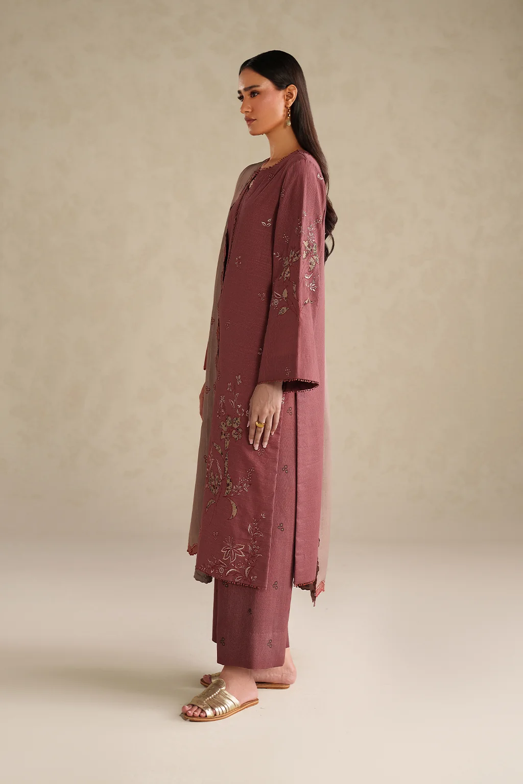UE-581 Embroidered Khaddar - Image 2