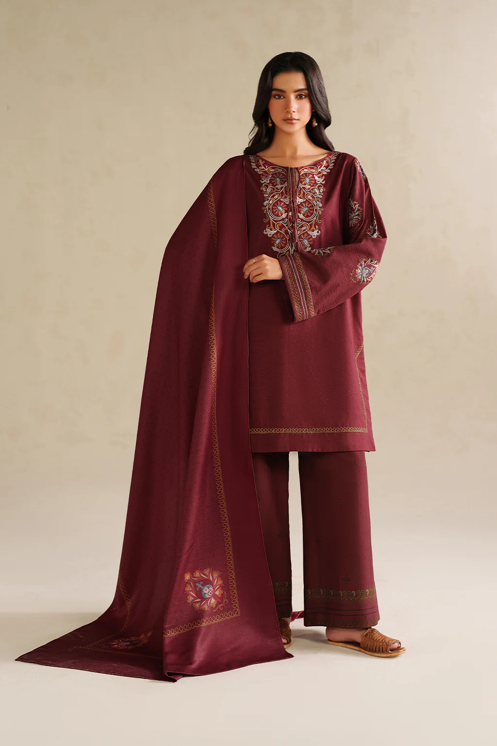 UE-588 Embroidered Khaddar - Image 3