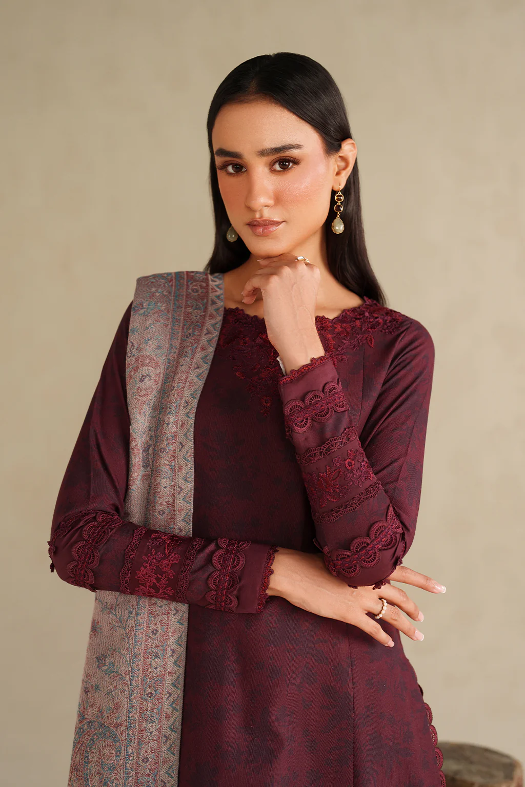 UE-590 Printed Khaddar - Image 3