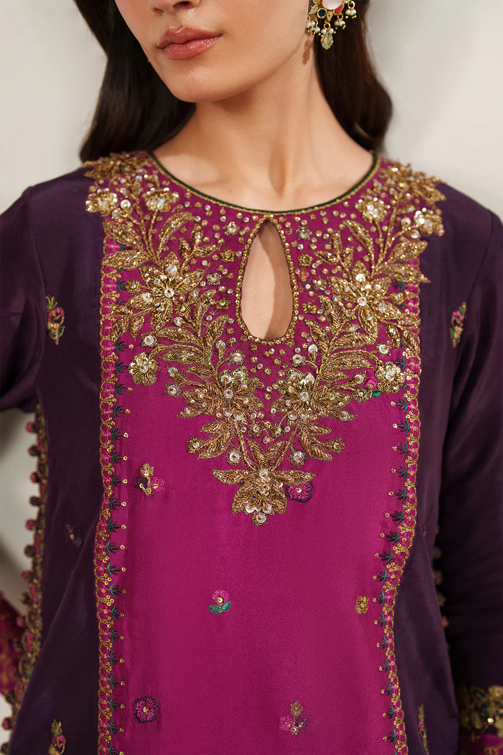 UE-611  Embroidered  Ramen Silk - Image 4