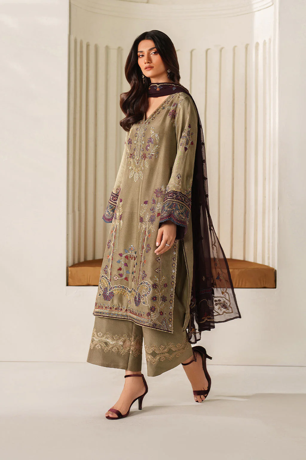 UE-614 Embroidered Ramen Silk - Image 6