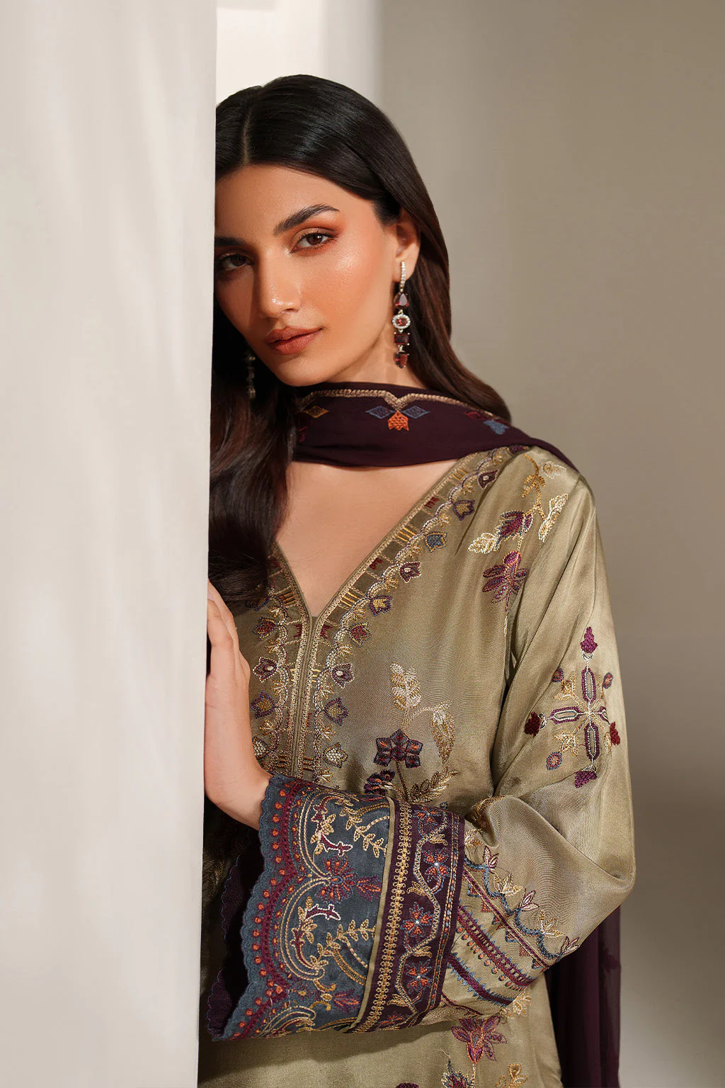 UE-614 Embroidered Ramen Silk - Image 8