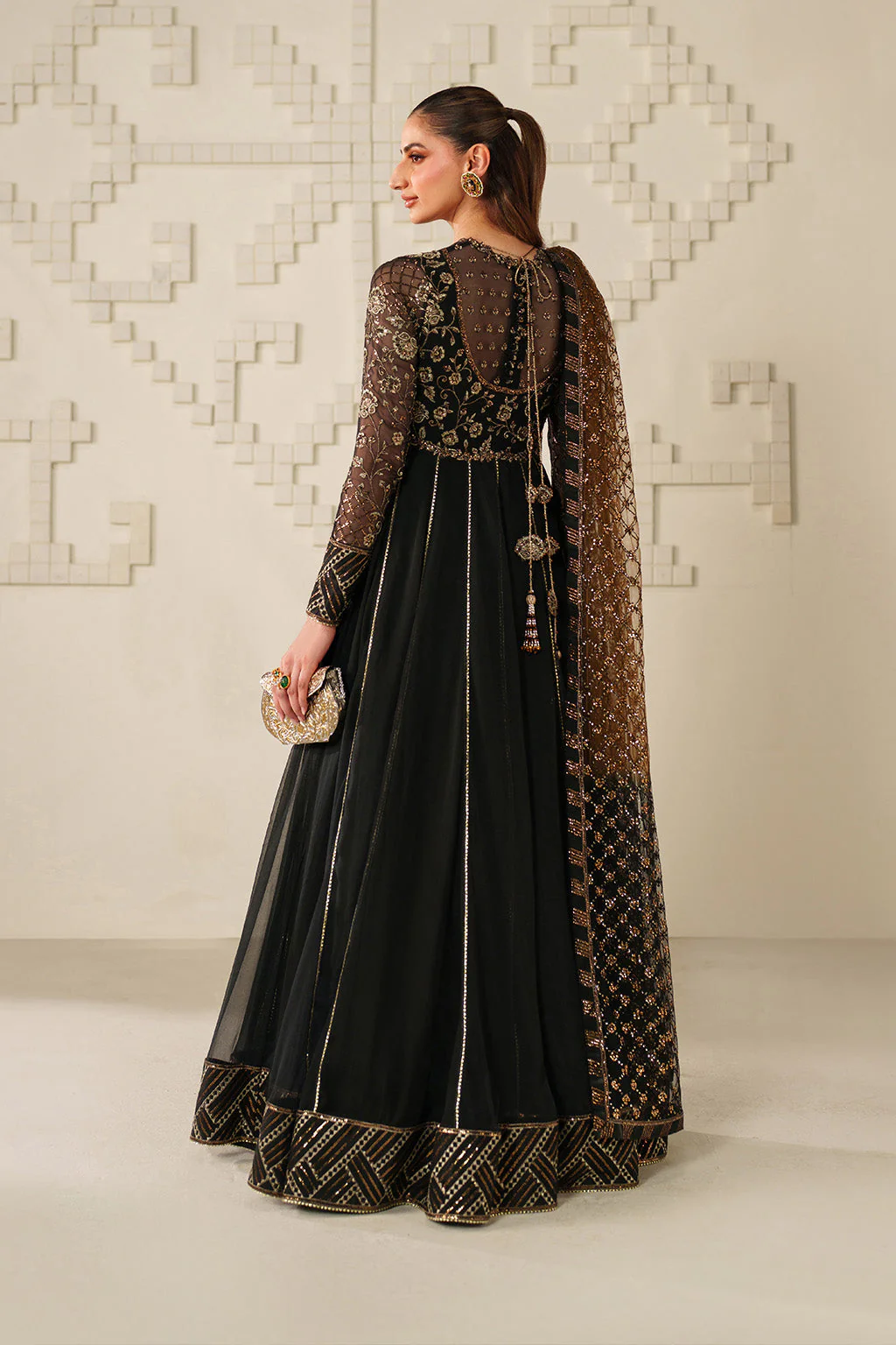 UE-621 Embroidered Chiffon - Image 3