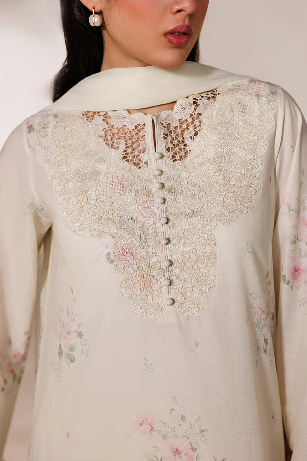 UE-632 Printed Lawn - Image 6
