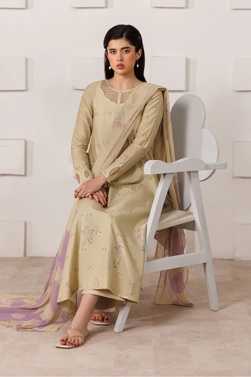 UE-635 Printed Lawn - Image 4