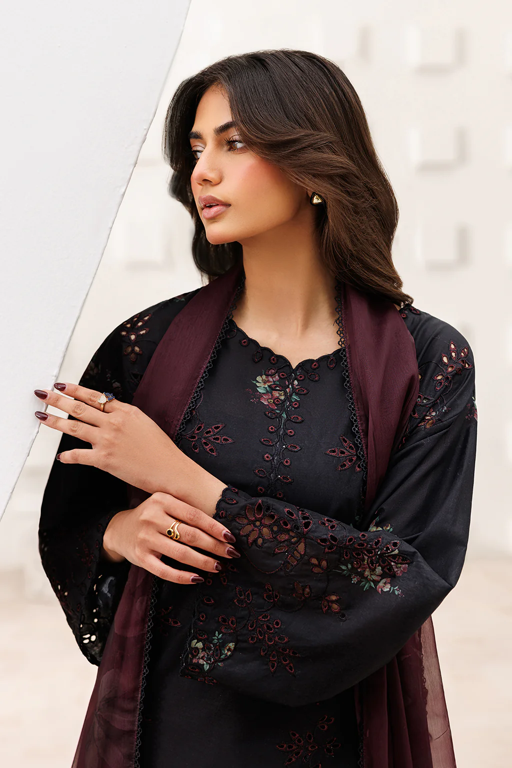 UE-637 Printed Lawn - Image 2