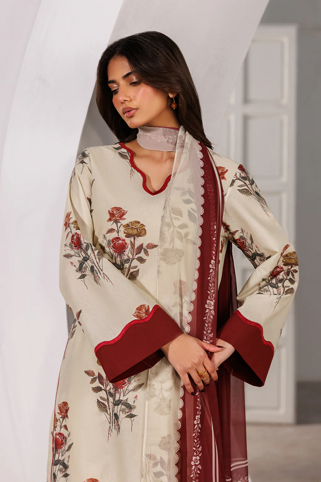 UE-641 Printed Lawn - Image 2