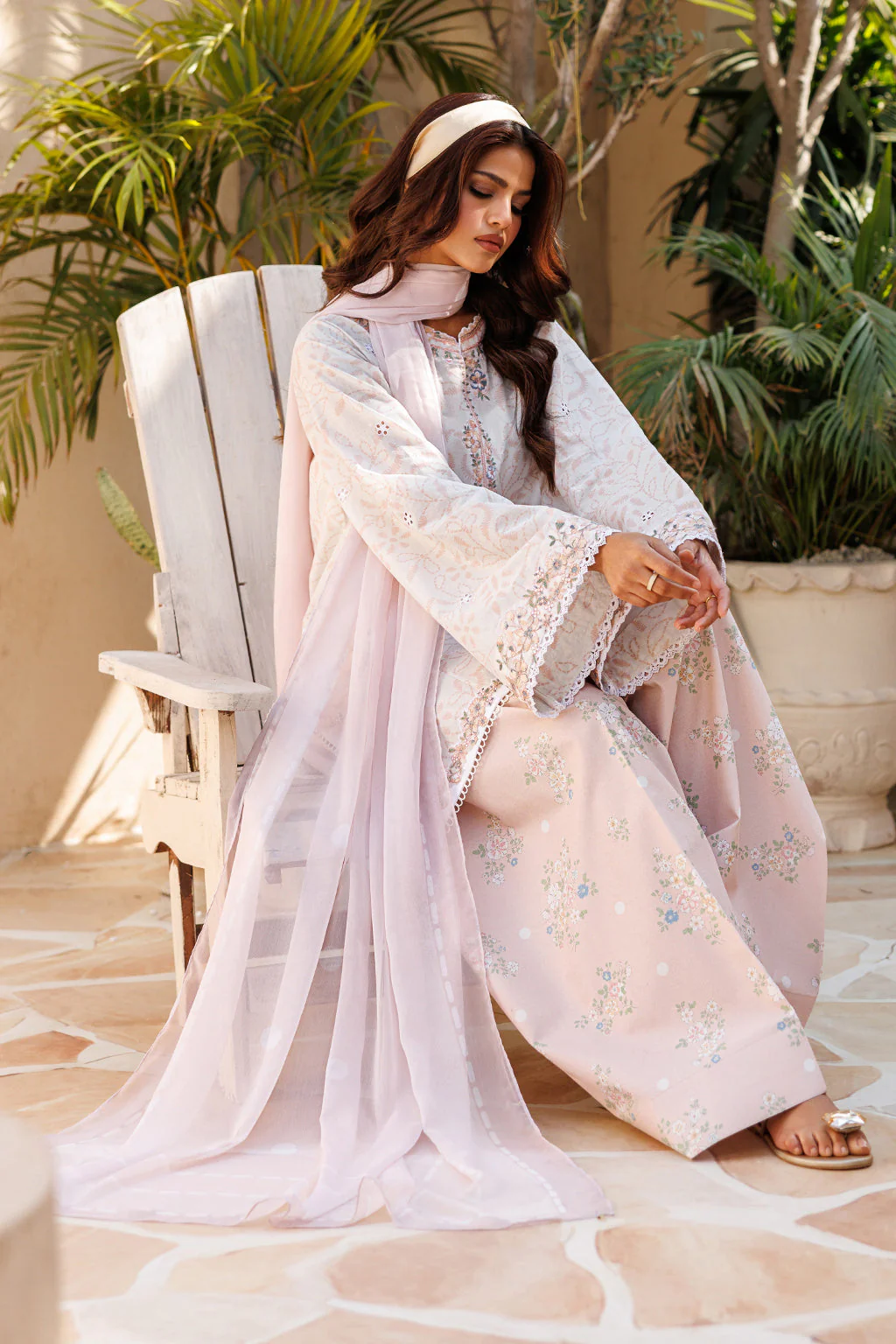 UE-670 Printed Lawn - Image 5