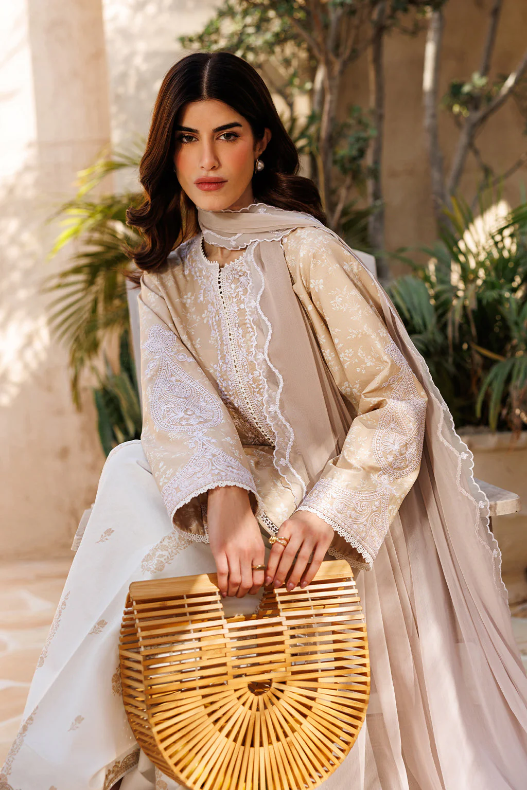 UE-677 Printed Lawn - Image 6