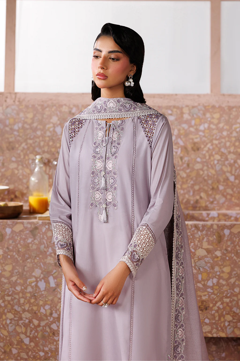UE-697 Embroidered Lawn - Image 9