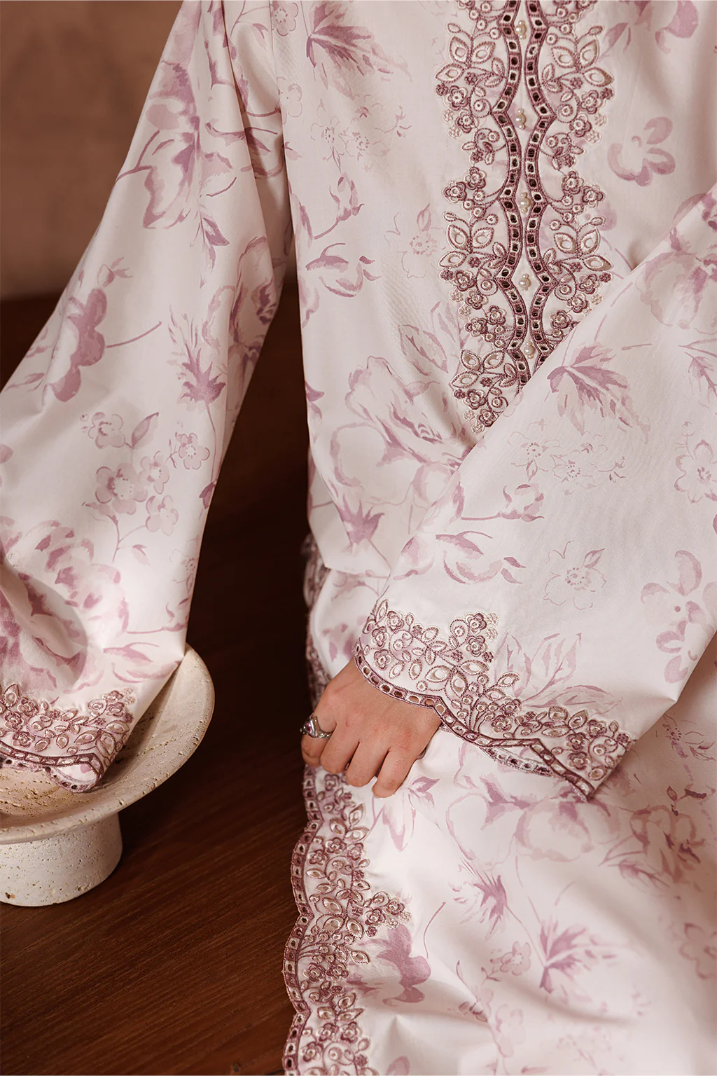 UE-704  Printed Lawn - Image 7
