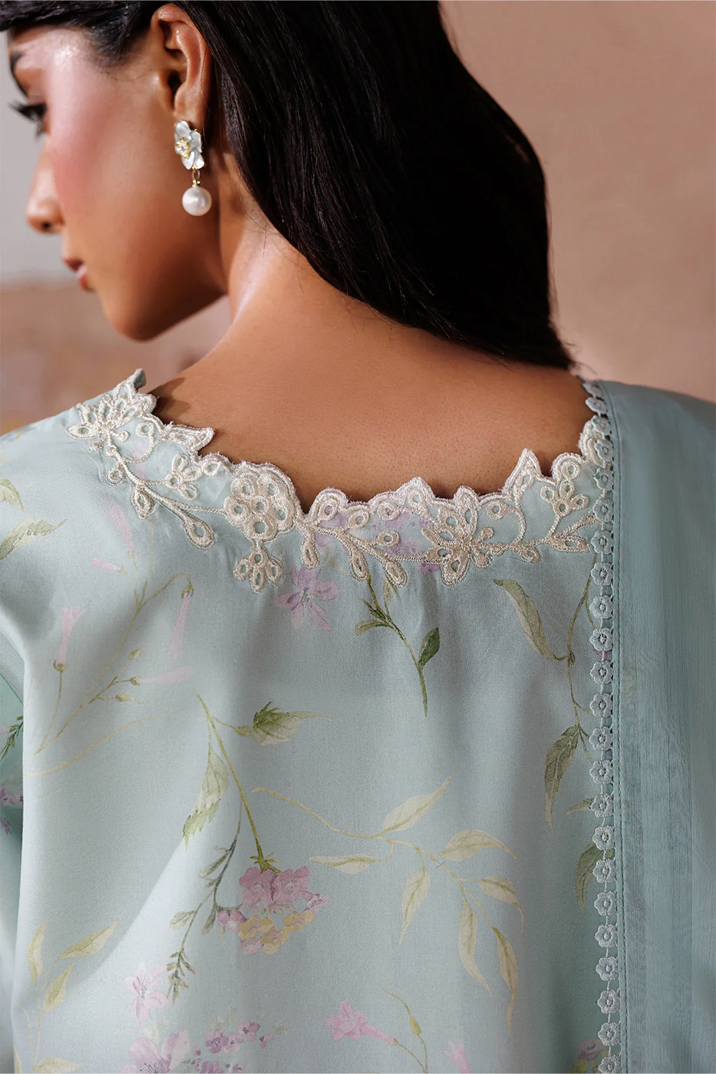UE-705 Printed Lawn - Image 7
